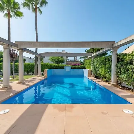 Villa Estrel - With Private Pool In Picafort