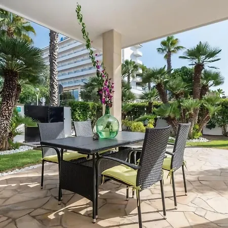 Villa Estrel - With Private Pool In Picafort *
