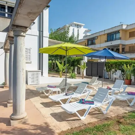 Villa Estrel - With Private Pool In Picafort